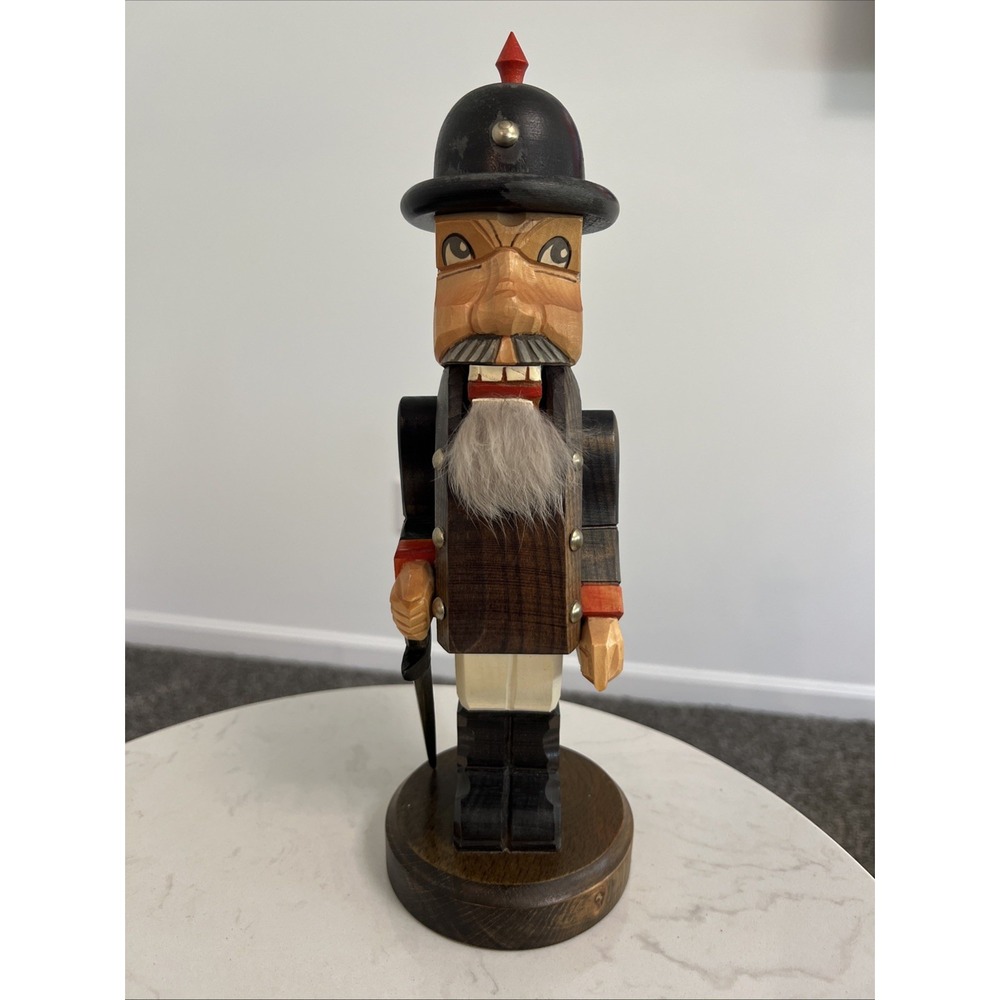 Vtg Black Forest German Hand‎ Carved Nutcracker Sailor Pickelhaube Hat Sword